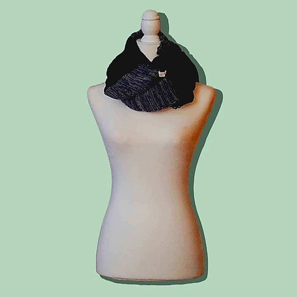 💖Beautiful Warm Knit Scarf